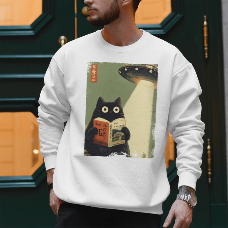 Vintage Japanese Cat Book Lovers UFO Alien Abduction Cat Dad Men Sweatshirt