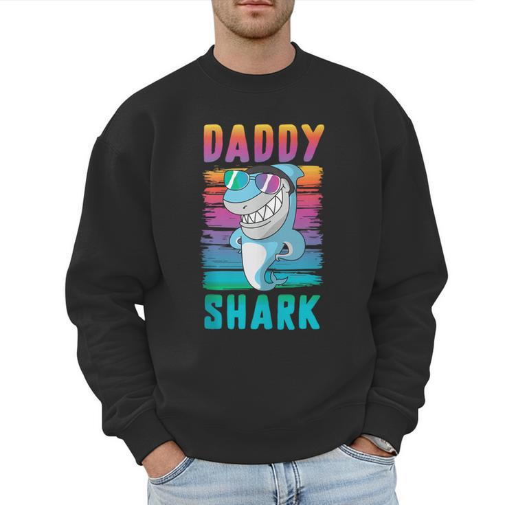 Daddy Shark Retro Vintage Dad Men Sweatshirt