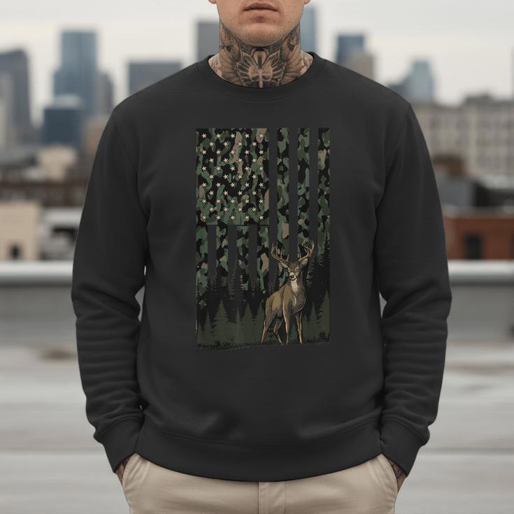 Camo Deer American Flag Graphic Hunting Men Dad Boys Men Sweatshirt
