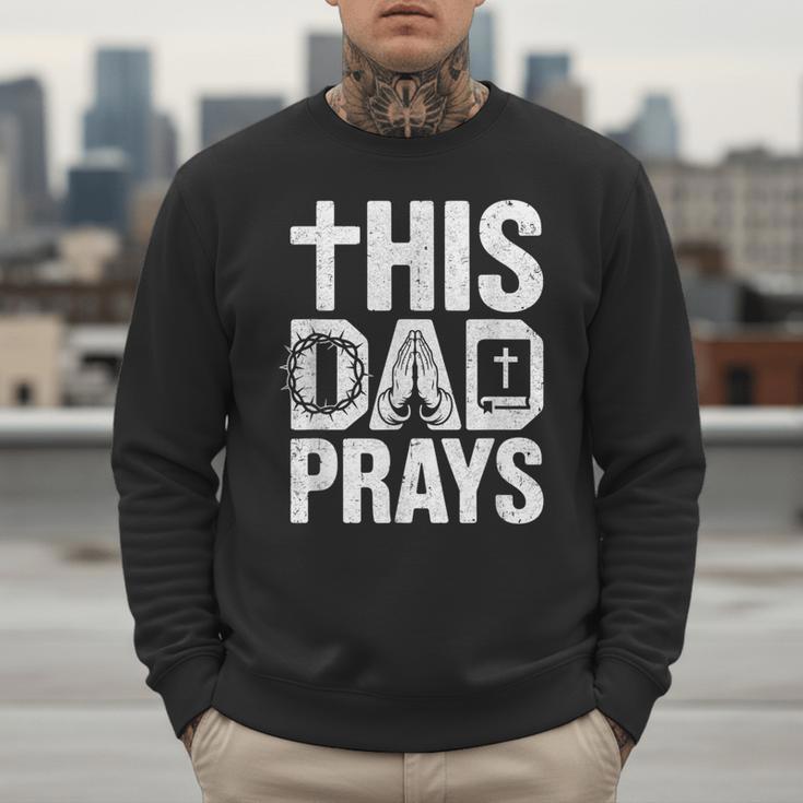 This Dad Pray Religious Vintage Father's Day Christian Daddy Men Sweatshirt