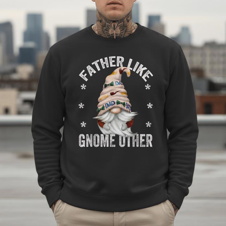 Grandpa Fathers Day Gnome For Men And Best Dad Pun Men Sweatshirt