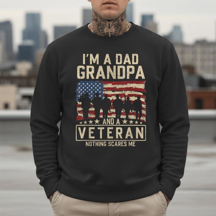 I'm A Dad Grandpa And Veteran Patriotic US Flag Veterans Day Men Sweatshirt