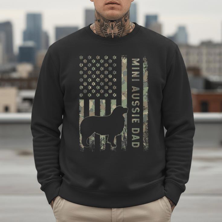 Mini Aussie Dad Australian Shepherd Dog Camo USA Flag Men Sweatshirt