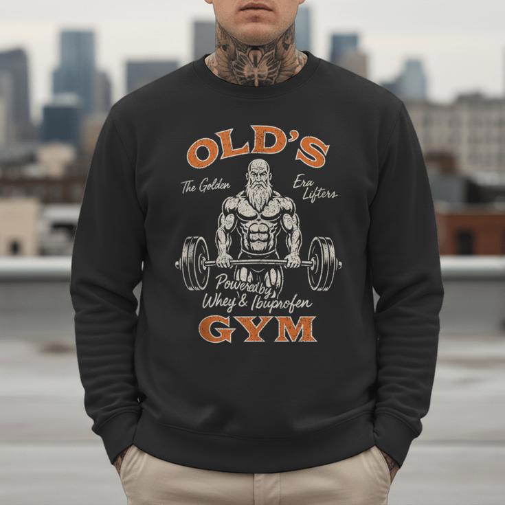 Old's Gym Logo Workout Dad Grandpa Weightlifting Old Men Gym Men Sweatshirt