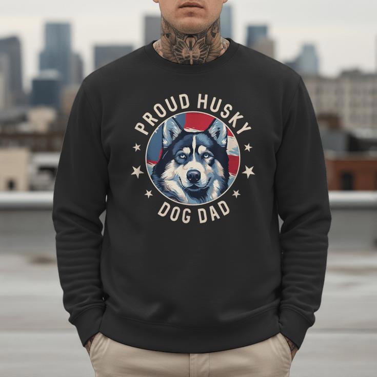 Proud Husky Dad American Flag Patriotic Husky Dad Men Sweatshirt