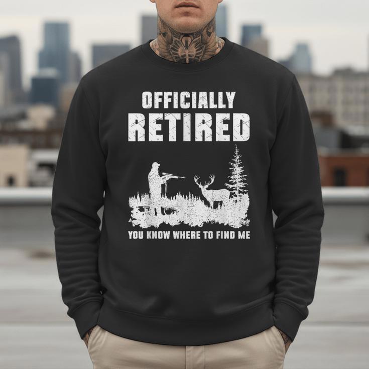 Retirement 2025 Retire Deer Hunting Retired For Dad Men Sweatshirt