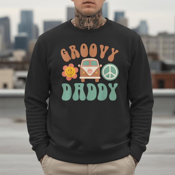 Retro Groovy Daddy Matching Family Birthday Party Men Sweatshirt