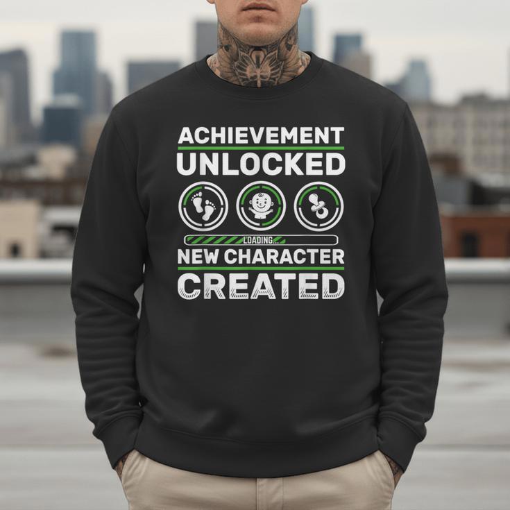 Schwangerschaft Verknden Geschenk Zocker New Character Created Pregnancy Announcement Dad Gamer Men Sweatshirt