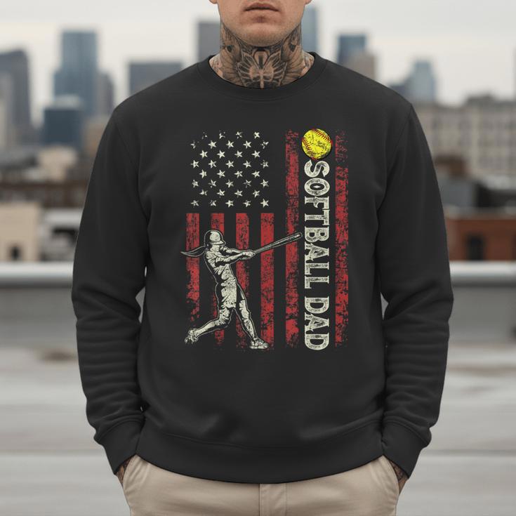 Softball Dad US Flag For Dad Men Patriotic Fathers Day Men Sweatshirt