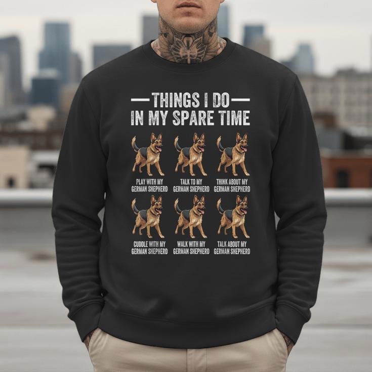 Things I Do In My Spare Time German Shepherd Dog Dad Mom Men Sweatshirt