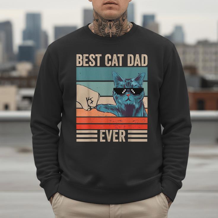 Vintage Best Cat Dad Ever Bump Fist Father's Day Cat Daddy Men Sweatshirt