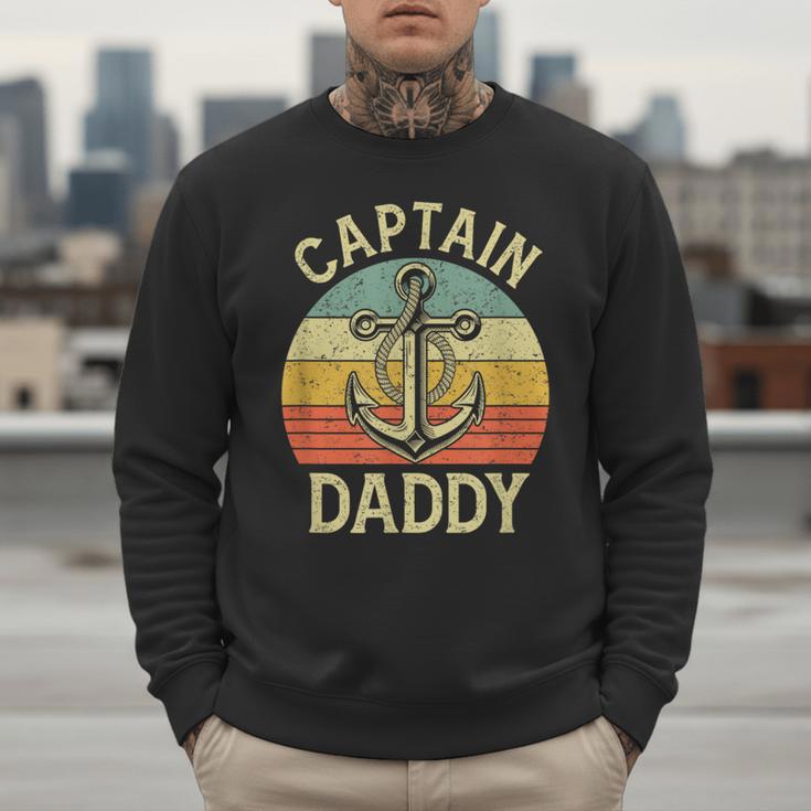 Vintage Captain Daddy Boat Pontoon Dad Fishing Sailor Anchor Men Sweatshirt