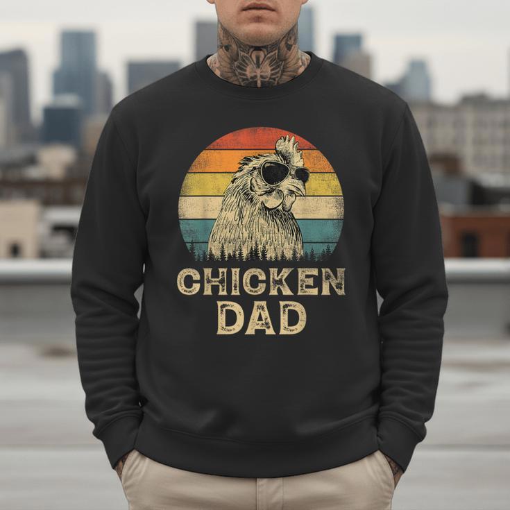 Vintage Chicken Dad Chicken Lovers Daddy Father's Day Men Sweatshirt