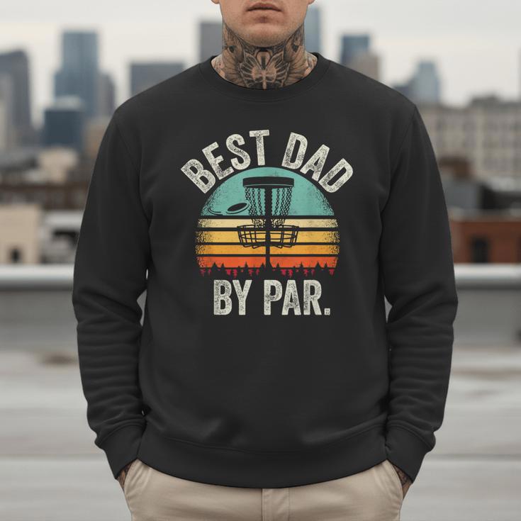 Vintage Disc Golf Dad Best Dad By Par Disk Golf Men Sweatshirt