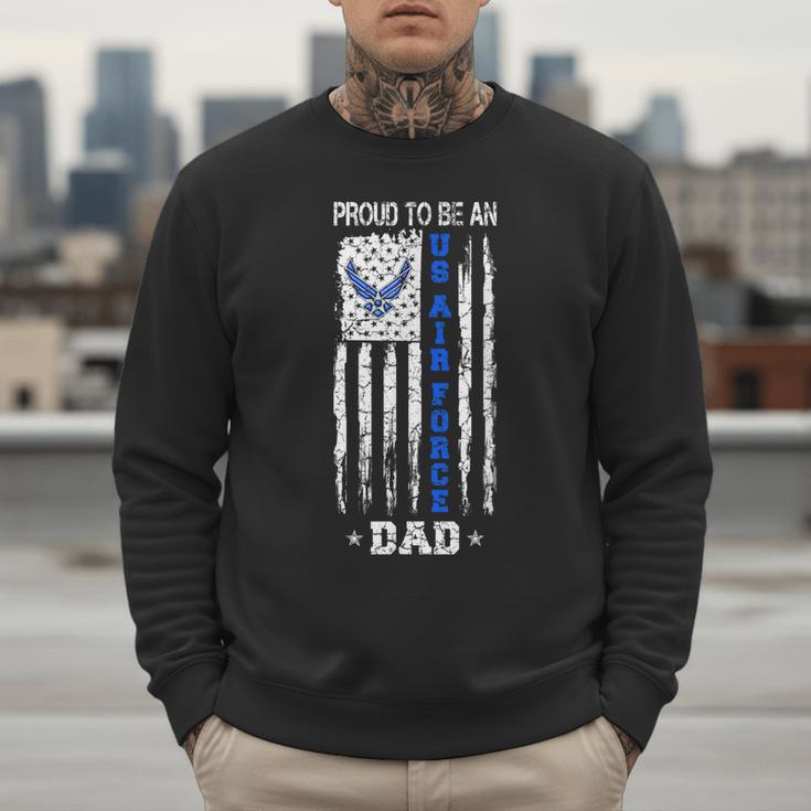 Vintage USA Flag Proud To Be An US Air Force Dad Men Sweatshirt