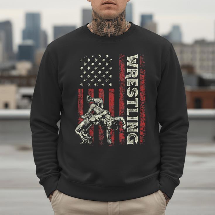 Wrestling US Flag Dad Wrestler Patriotic 4th Of July Men Sweatshirt