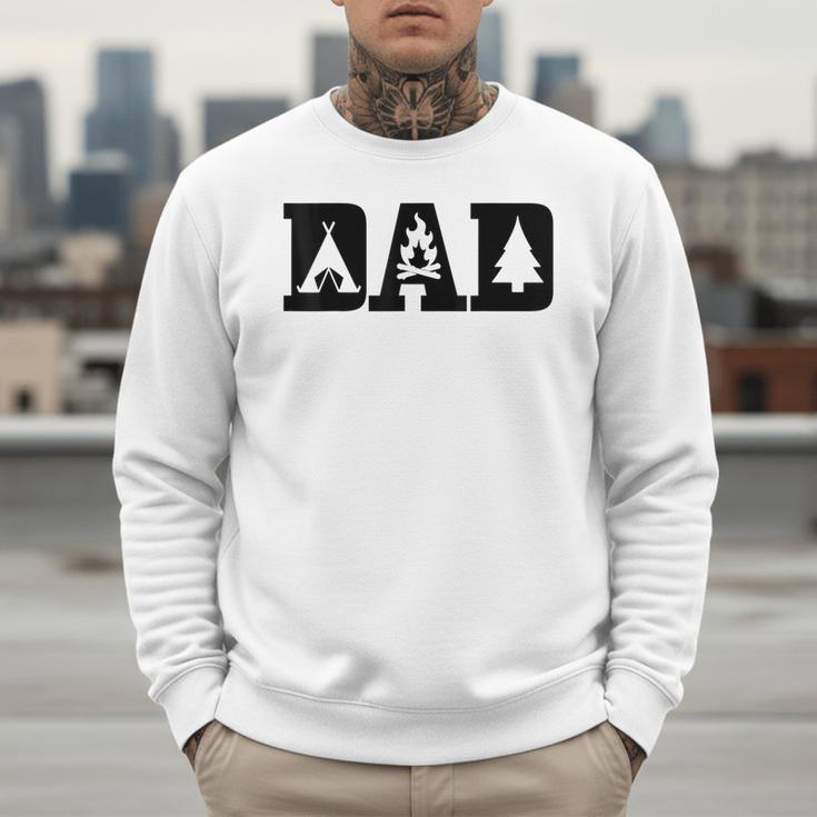 Camping Dad Father's Day Outdoor Bushcraft Camper Men Sweatshirt