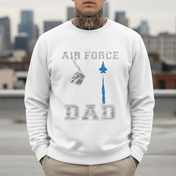 Proud Air Force Dad US Air Force Graduation Dad Men Sweatshirt