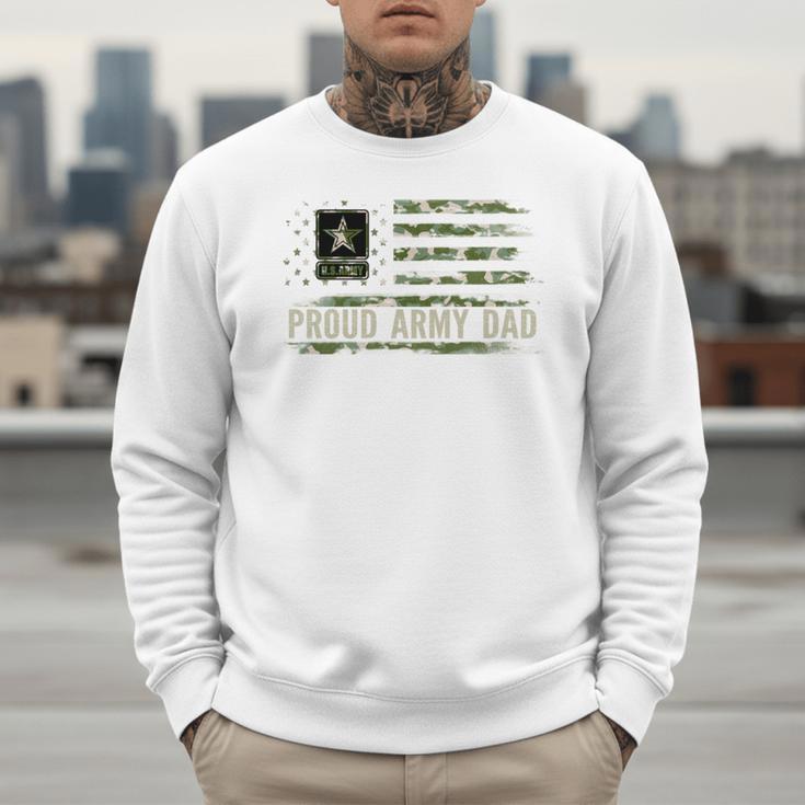 Vintage Proud Army Dad Camo American Flag Veteran Men Sweatshirt