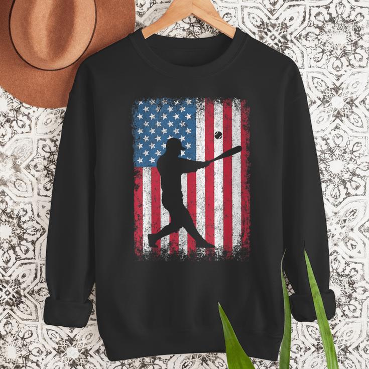 American Flag Vintage Baseball Flag Dad Mom Tee T-Shirt Men Sweatshirt