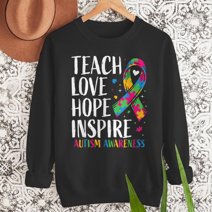 Autism Awareness Ribbon Mom Dad Kids Autistic Support Autism Men Sweatshirt