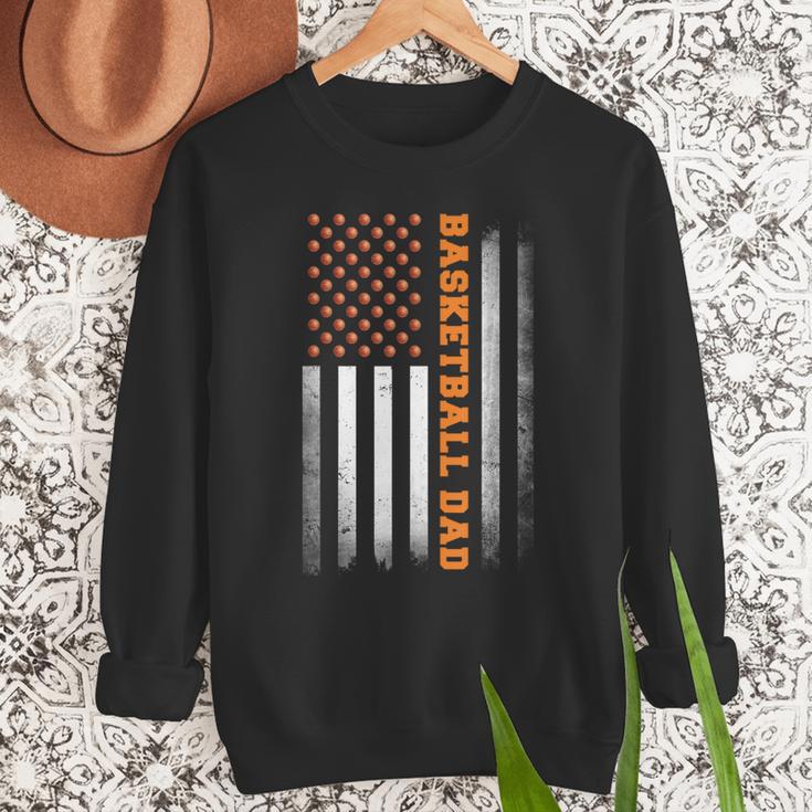 Basketball Dad USA US Flag Basketball Men Men Sweatshirt