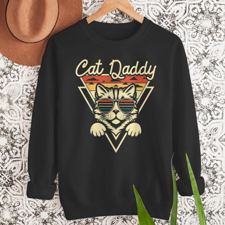 Cat Daddy Retro Sunglasses Cat Fur Dad Papa Vintage Cat Dad Men Sweatshirt