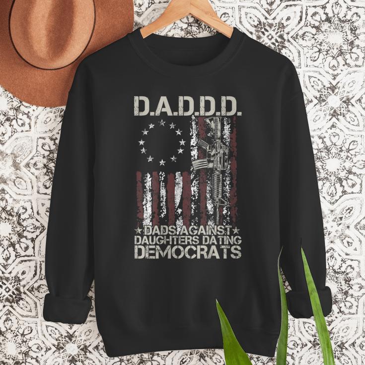 Daddd Gun Dads Against Daughters Dating Democrats On Back Men Sweatshirt