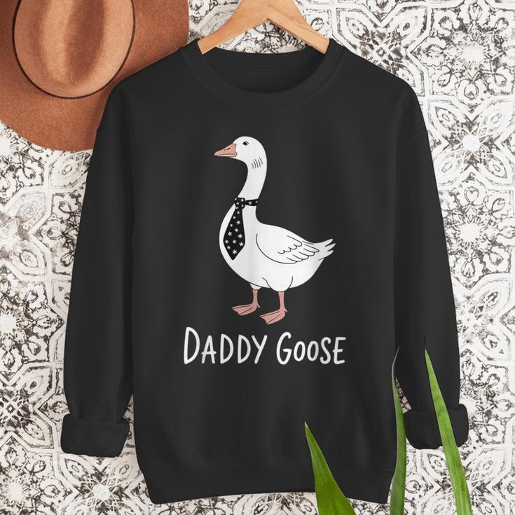 Daddy Goose Fun Father's Day Tee For Dad Men Sweatshirt Daddy Goose Fun Father's Day Tee For Dad Men Sweatshirt