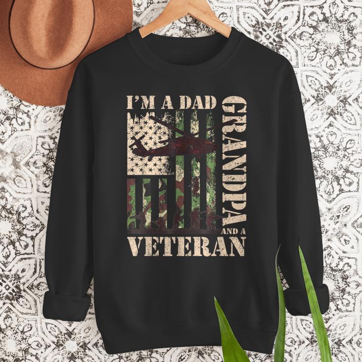 Grandpa Veteran Fathers Day Dad Veteran Camo American Flag Men Sweatshirt