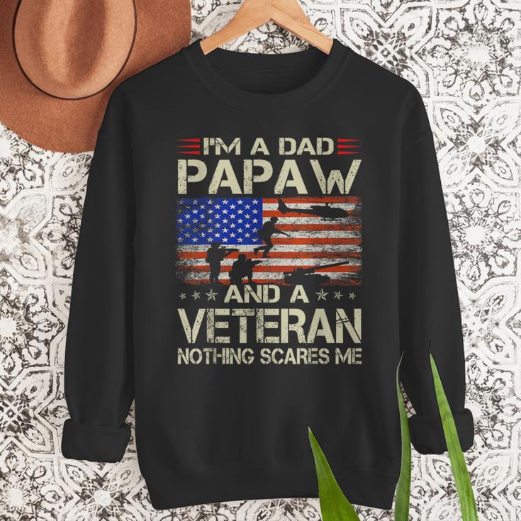 I'm A Dad Papaw And Veteran Retro Dad Papa Grandpa Men Sweatshirt