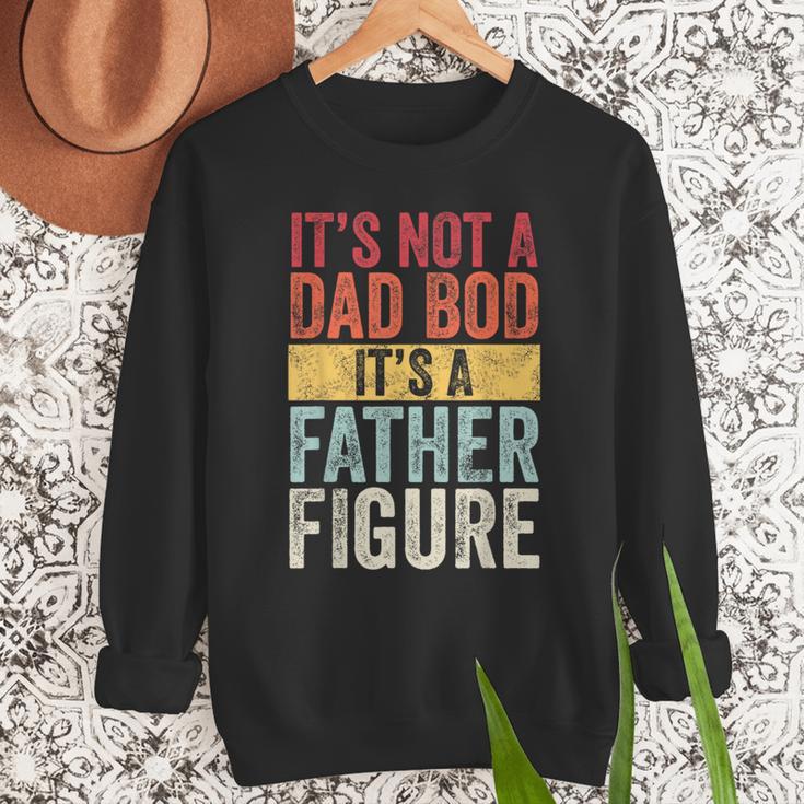 It's Not A Dad Bod It's A Father Figure Retro VintageShort Sleeve Men Sweatshirt