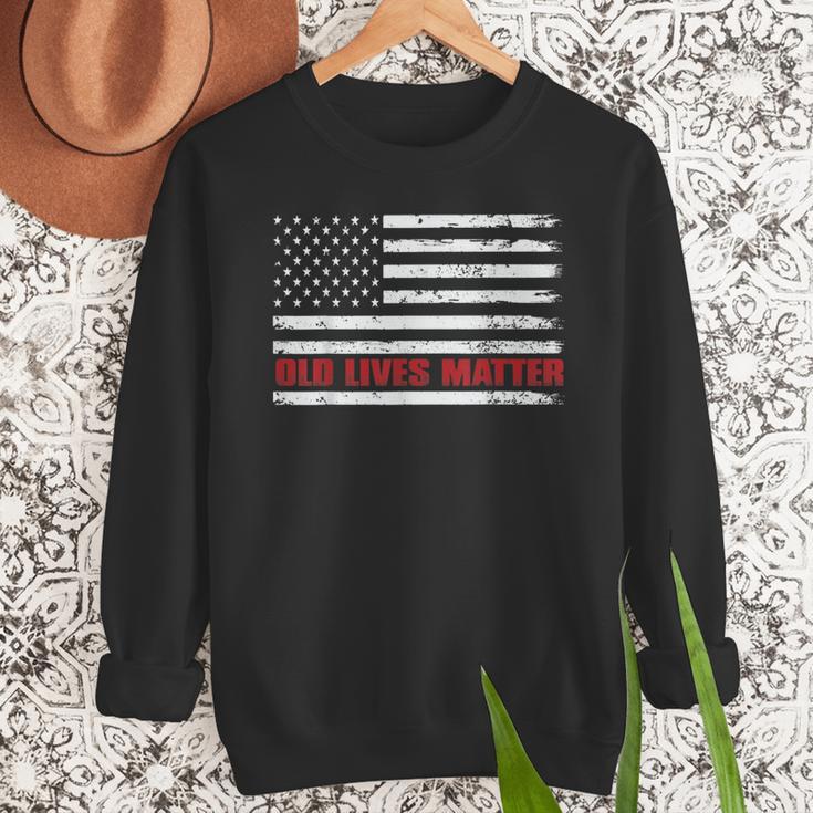 Old Lives Matter Tshirt 60th Birthday For Men 50th Dad Men Sweatshirt