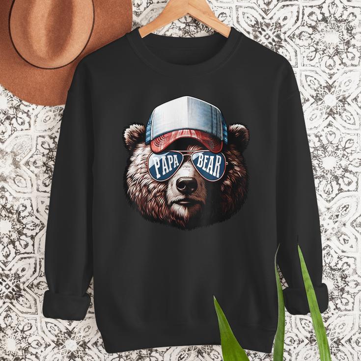 Papa Bear Face Cool Dad Style Retro Fathers Day Daddy Bear Men Sweatshirt