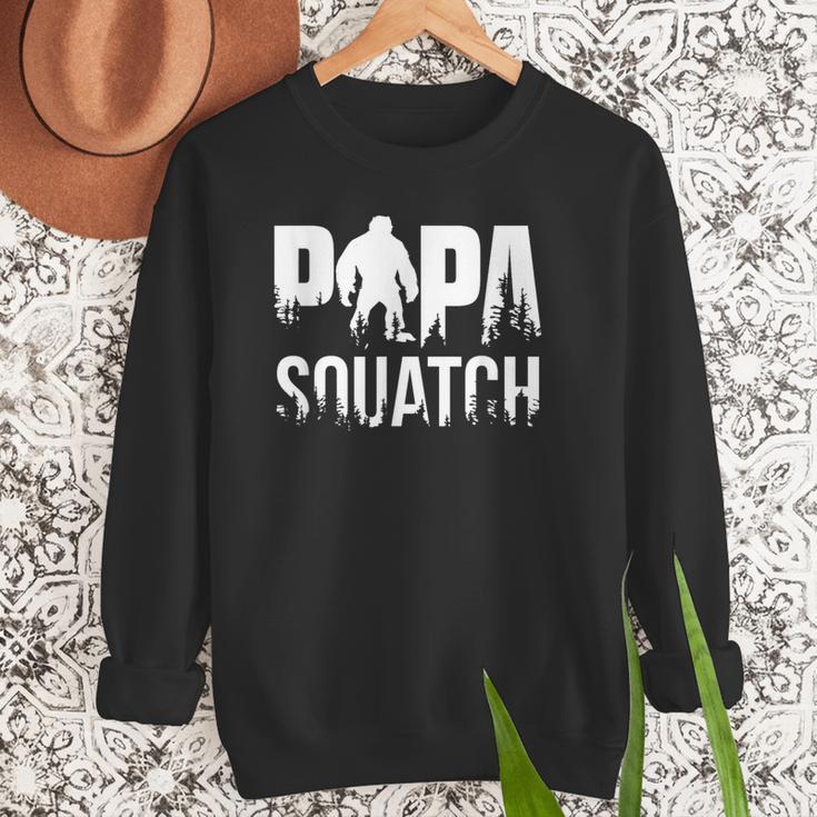 Papa Squatch For Dad Sasquatch Fathers Day Men Sweatshirt
