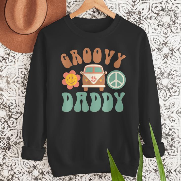 Retro Groovy Daddy Matching Family Birthday Party Men Sweatshirt