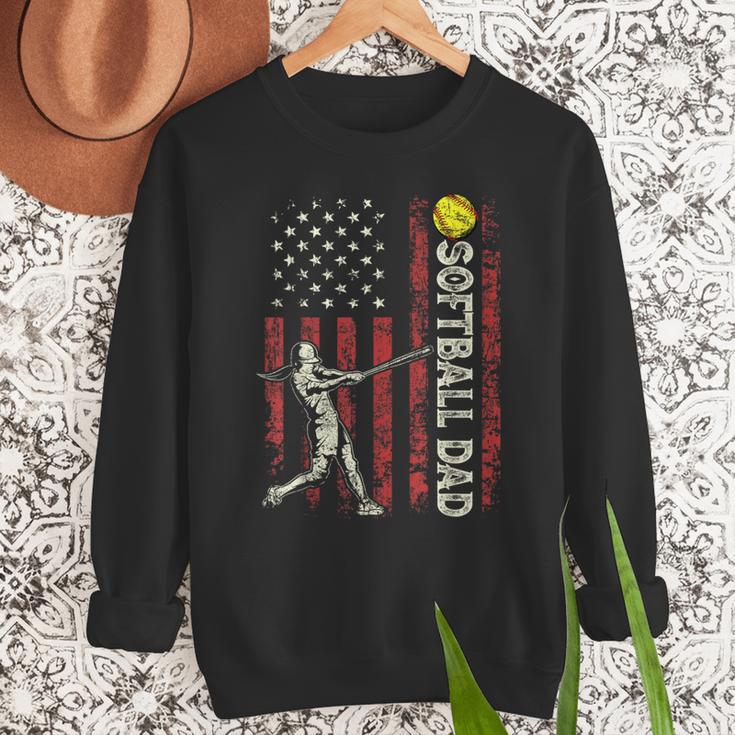 Softball Dad US Flag For Dad Men Patriotic Fathers Day Men Sweatshirt