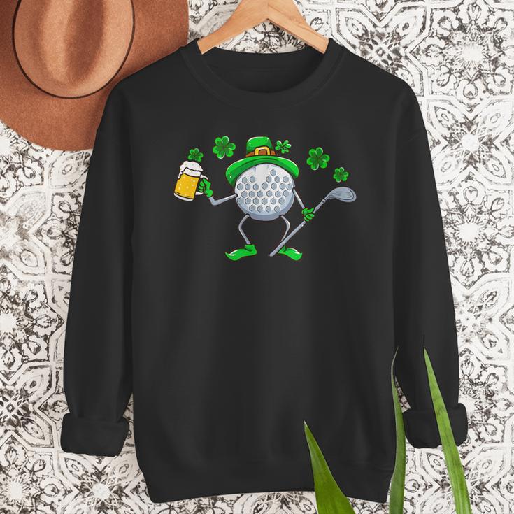St Patricks Day Golf Golfing Irish Golfer Beer Humor Men Dad Men Sweatshirt