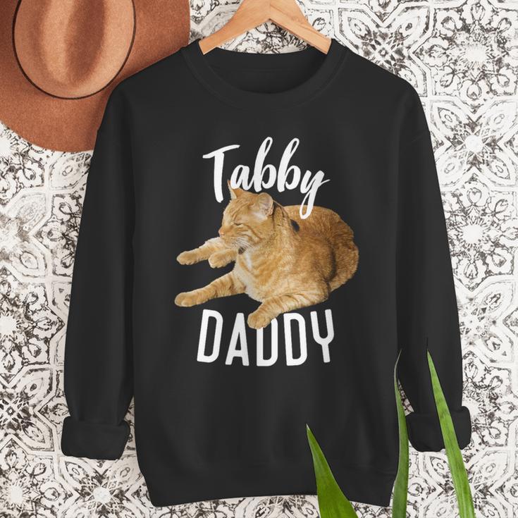Tabby Daddy Cat Lover Saying Graphic Men Sweatshirt