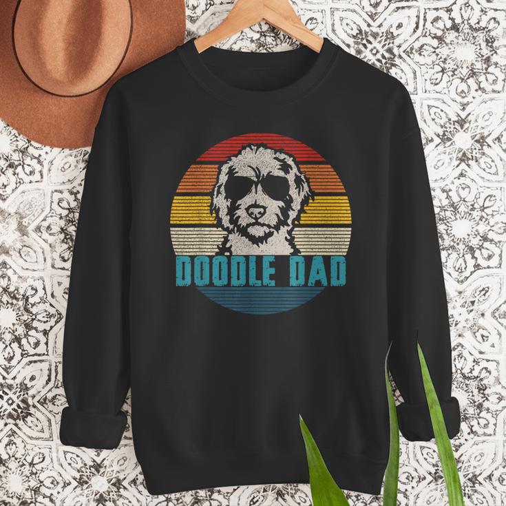 Vintage Best Doodle Dad Ever Father's Day Golden Doodle Men Sweatshirt