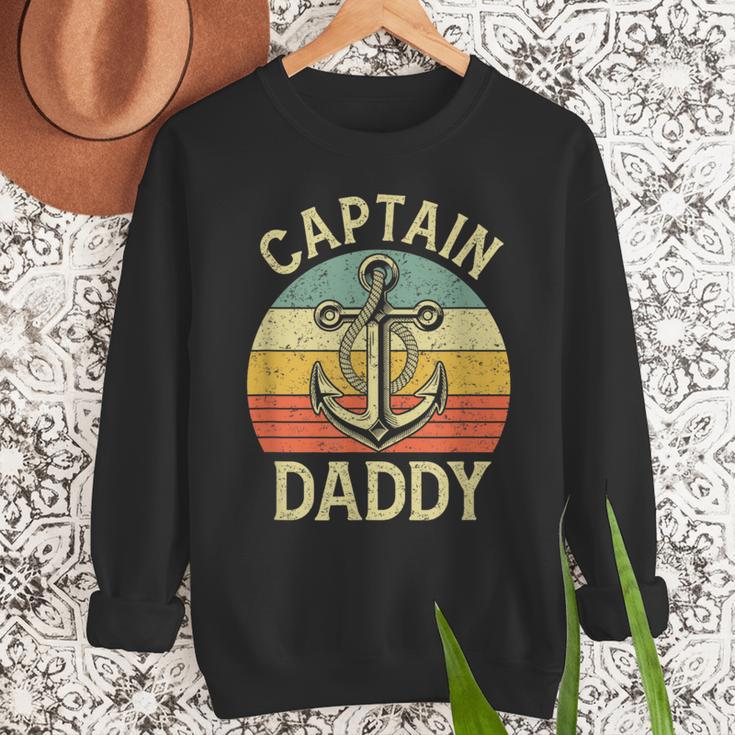 Vintage Captain Daddy Boat Pontoon Dad Fishing Sailor Anchor Men Sweatshirt