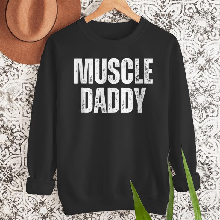 Vintage Muscle Daddy Weightlifter Dad Cool Father Workout Men Sweatshirt