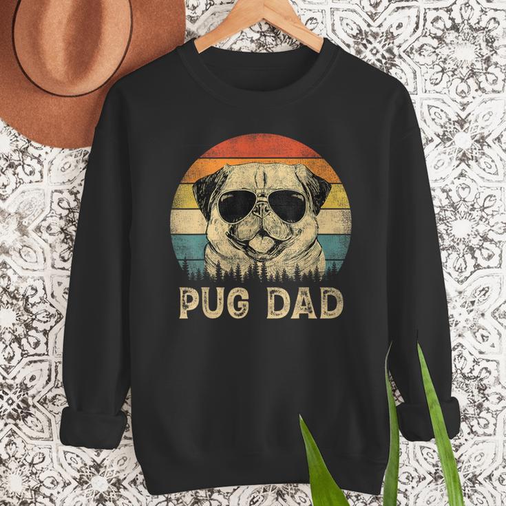 Vintage Pug Dad Dog Lovers Father's Day Tee Men Sweatshirt