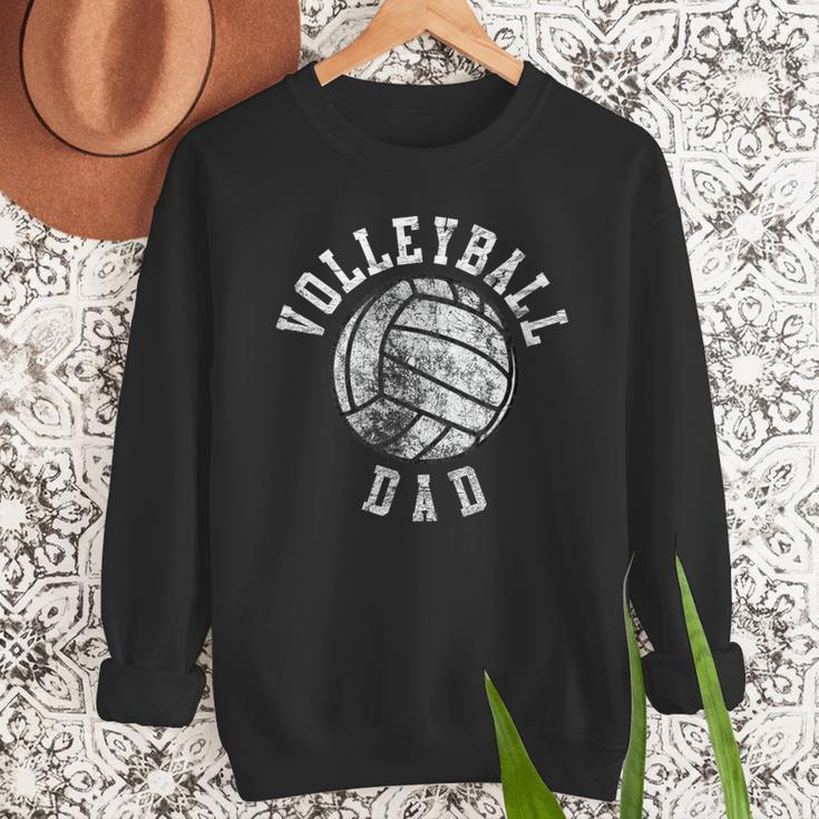 Vintage Volleyball Dad Men Sweatshirt