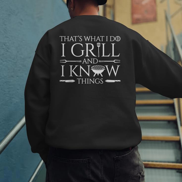 Fun I Grill And Know Things Meat Lover Barbecue Dad Small Men's Sweatshirt Back Print