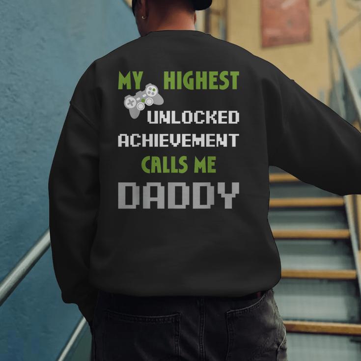 Nerdy Father Day Gamer Dad Daddy Men Love Video Gaming Men's Sweatshirt Back Print