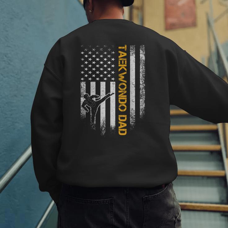 Vintage USA Flag Korea Taekwondo Training Dad Silhouette Men's Sweatshirt Back Print