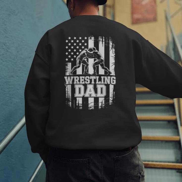 Wrestling Dad US Flag Fathers Day Wrestling Fans Men's Sweatshirt Back Print