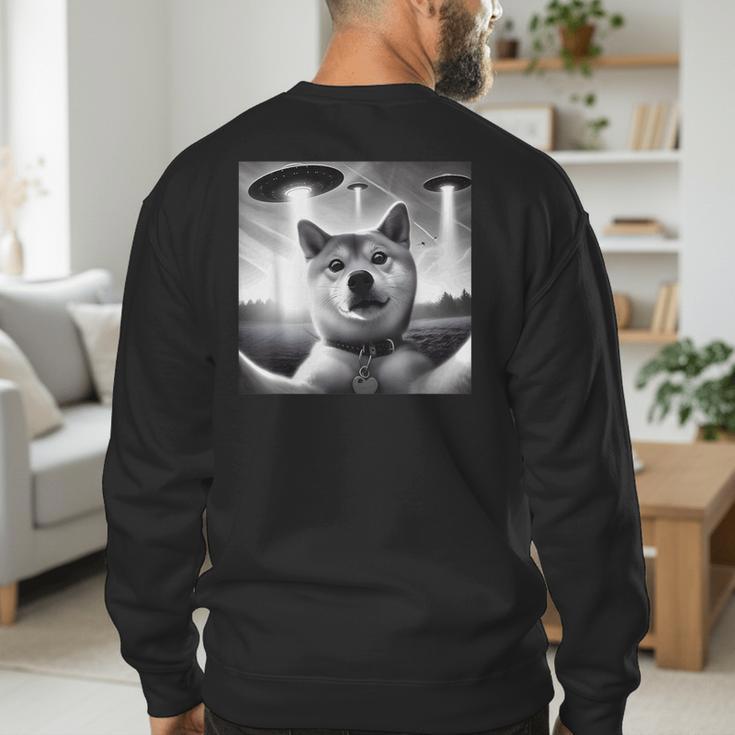 Shiba Inu Dog Dad Mom Graphic Selfie UFOs Weird Aliens Men's Sweatshirt Back Print