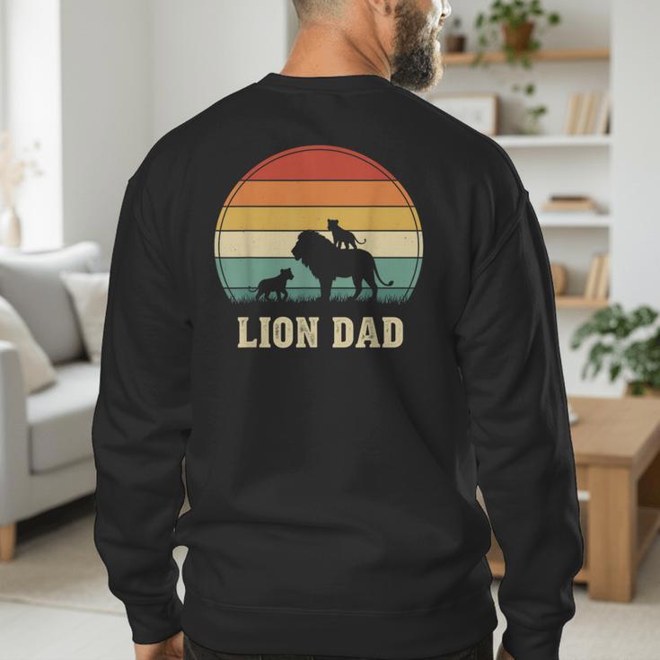Vintage Lion Dad Father Grandpa Father's Day Men's Sweatshirt Back Print